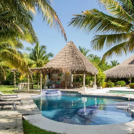 Casa Mar Chambalaca Los Cocos Villa